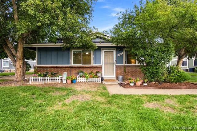 1282 S Uvalda Street Aurora, CO 80012