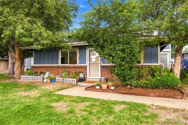1282 S Uvalda Street Aurora, CO 80012