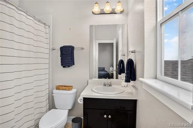 17817 W 87th Avenue Arvada, CO 80007