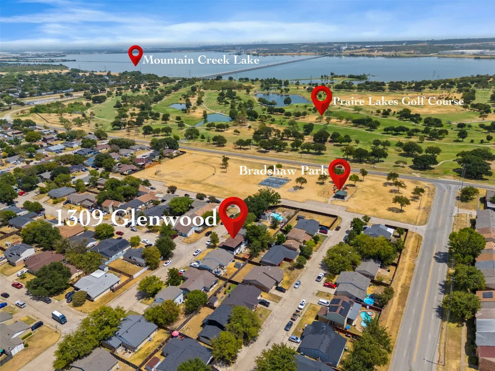 1309 Glenwood Street Grand Prairie, TX 75052