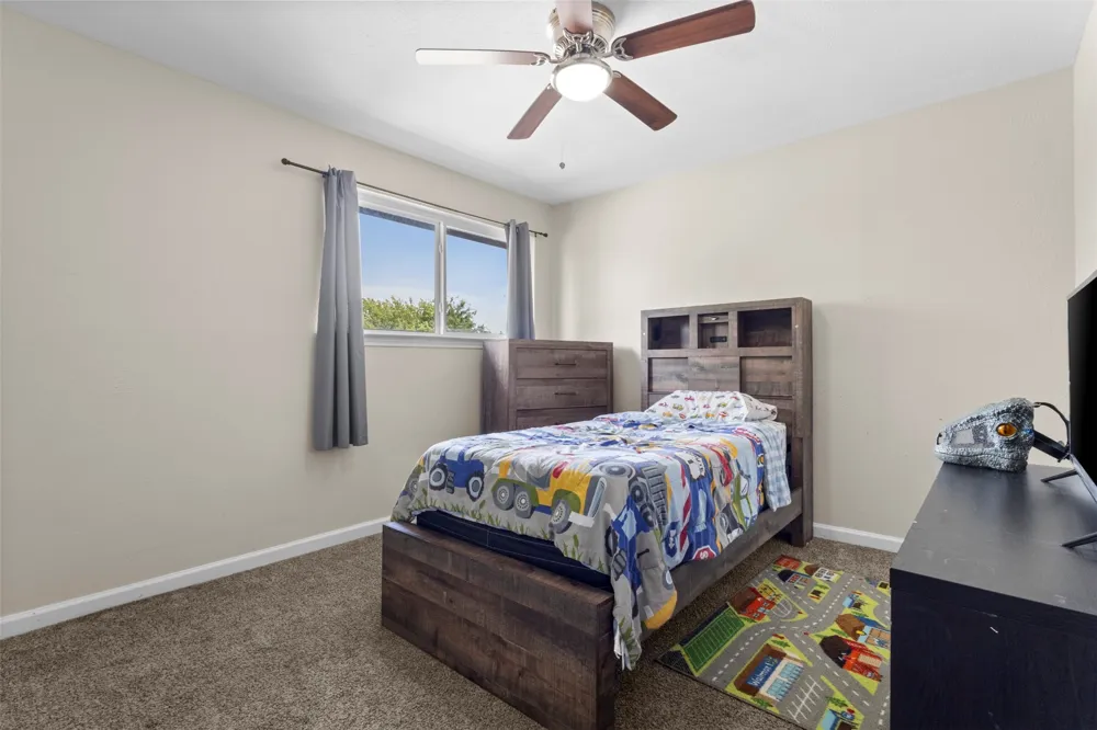 1309 Glenwood Street Grand Prairie, TX 75052