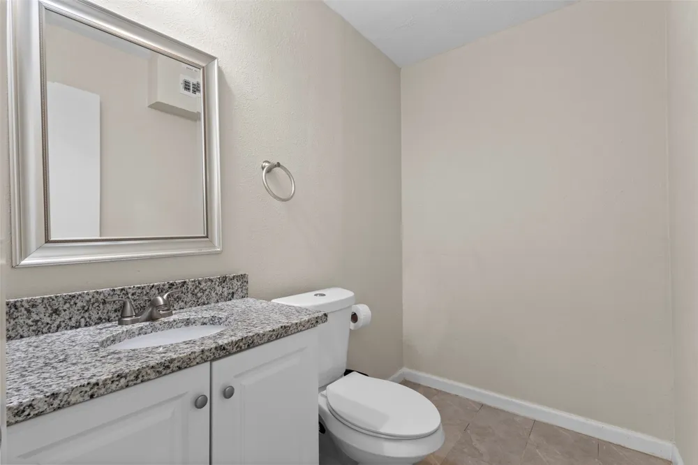 1309 Glenwood Street Grand Prairie, TX 75052