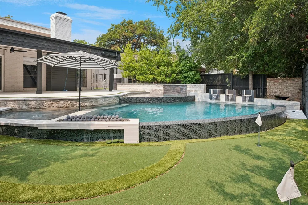 6506 Kathleen Court Garland, TX 75044