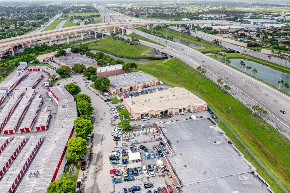 12300 SW 117 CT 