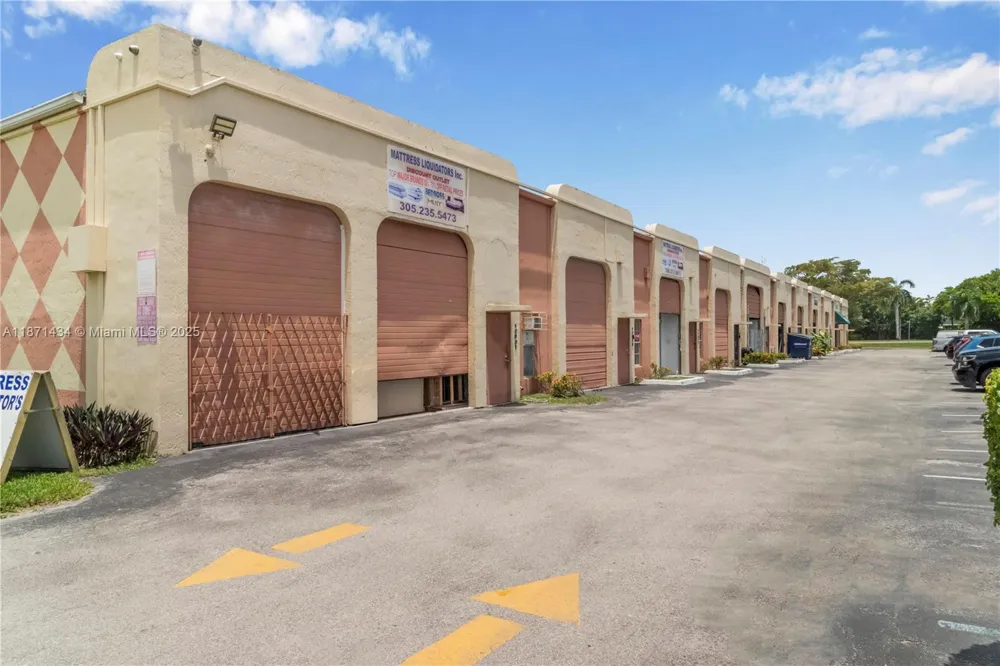 12300 SW 117 CT 