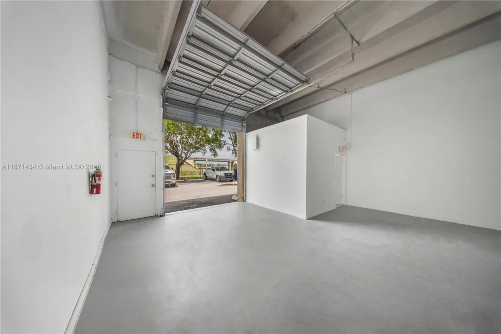 12300 SW 117 CT 
