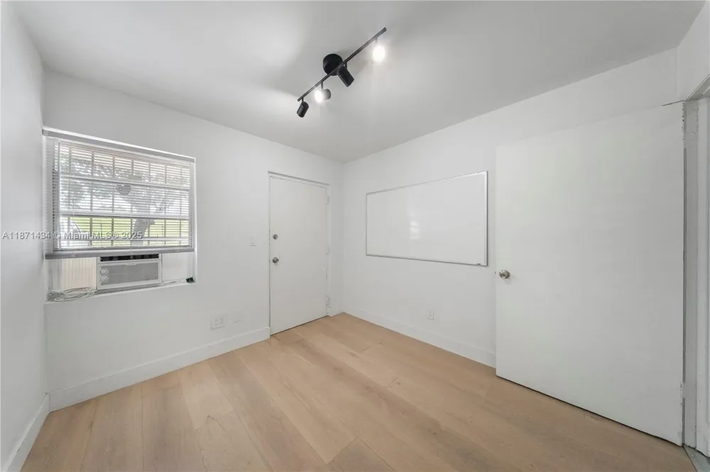 12300 SW 117 CT 