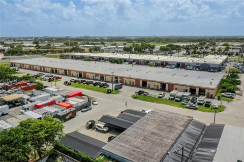 18625 SW 105 AV