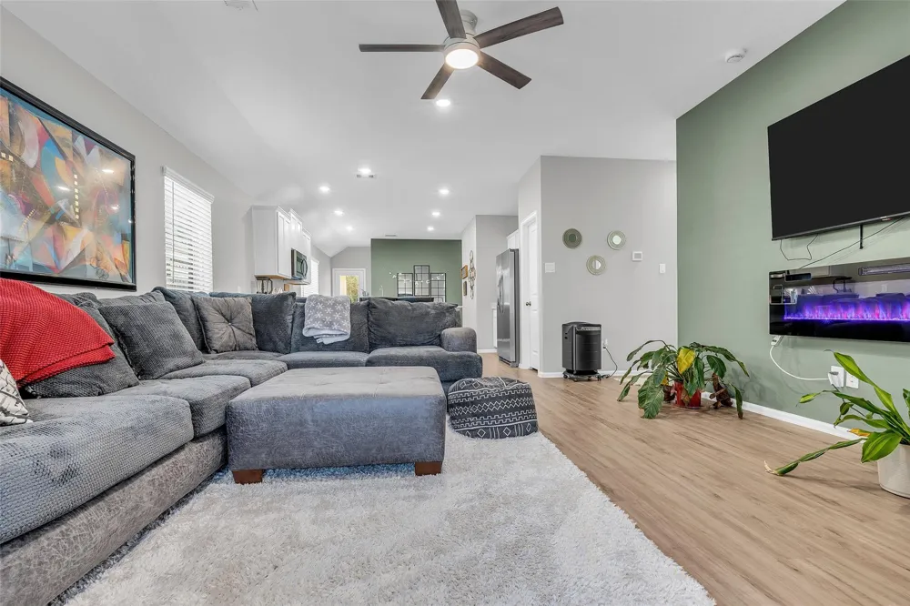 24039 Priano Forest Drive New Caney, TX 77357