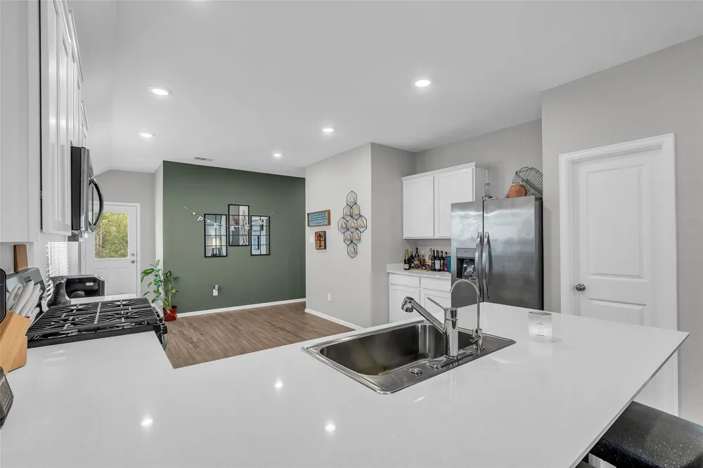 24039 Priano Forest Drive New Caney, TX 77357