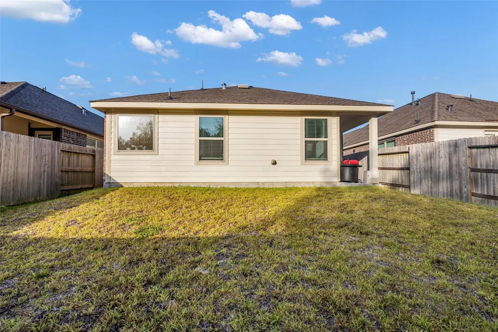 24039 Priano Forest Drive New Caney, TX 77357