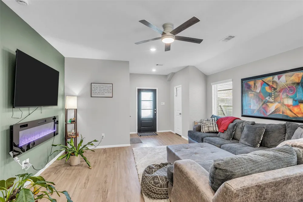 24039 Priano Forest Drive New Caney, TX 77357
