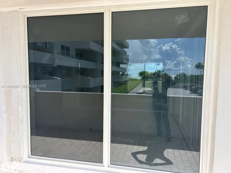 177 Ocean Lane Dr #208 Key Biscayne, FL 33149