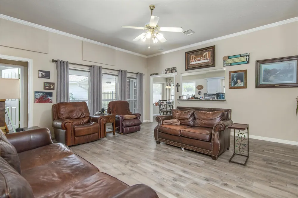 3305 Greenwood Place Deer Park, TX 77536