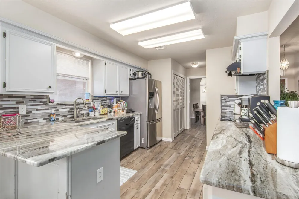 3305 Greenwood Place Deer Park, TX 77536