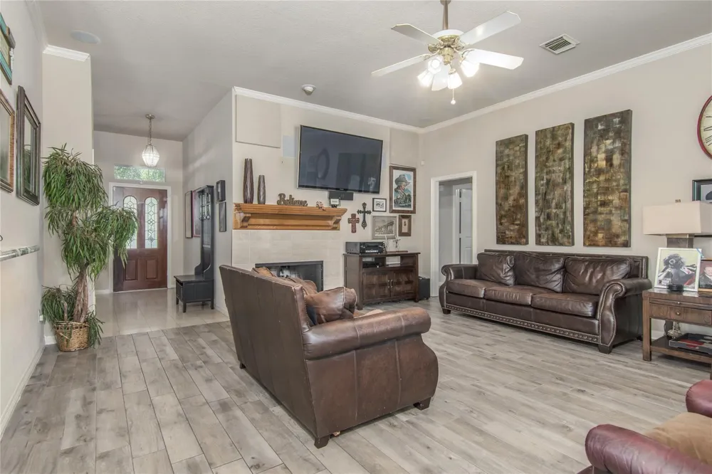 3305 Greenwood Place Deer Park, TX 77536
