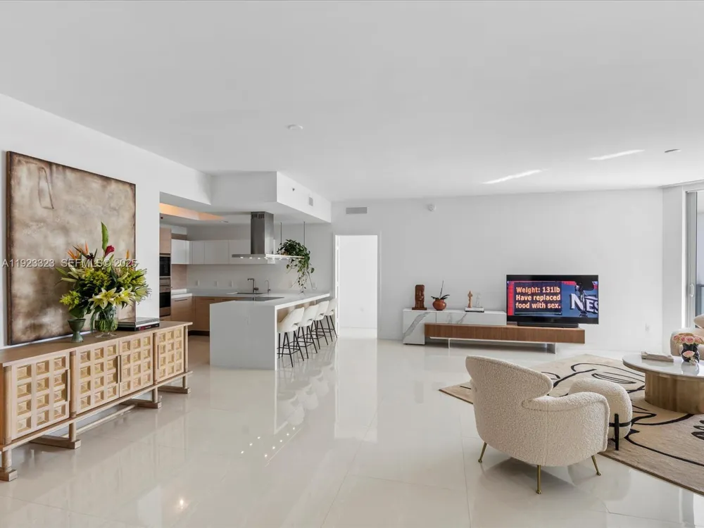 17111 Biscayne Blvd #1104 North Miami Beach, FL 33160