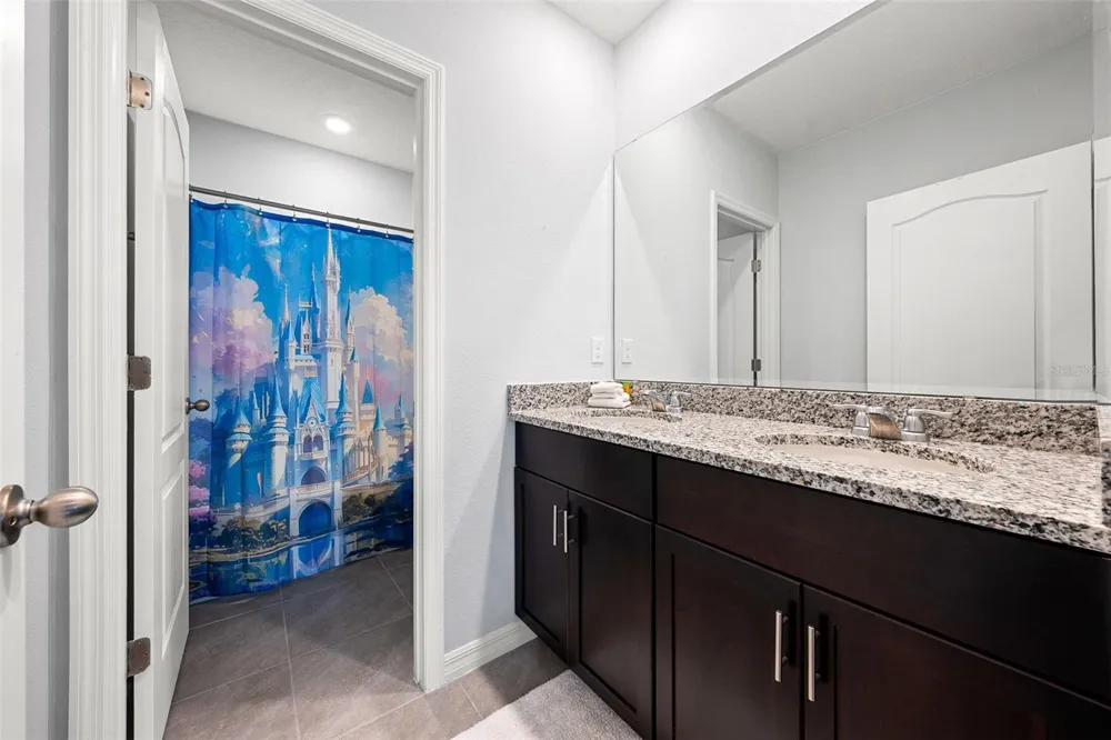 7552 OAKMOSS LOOP Davenport, FL 33837