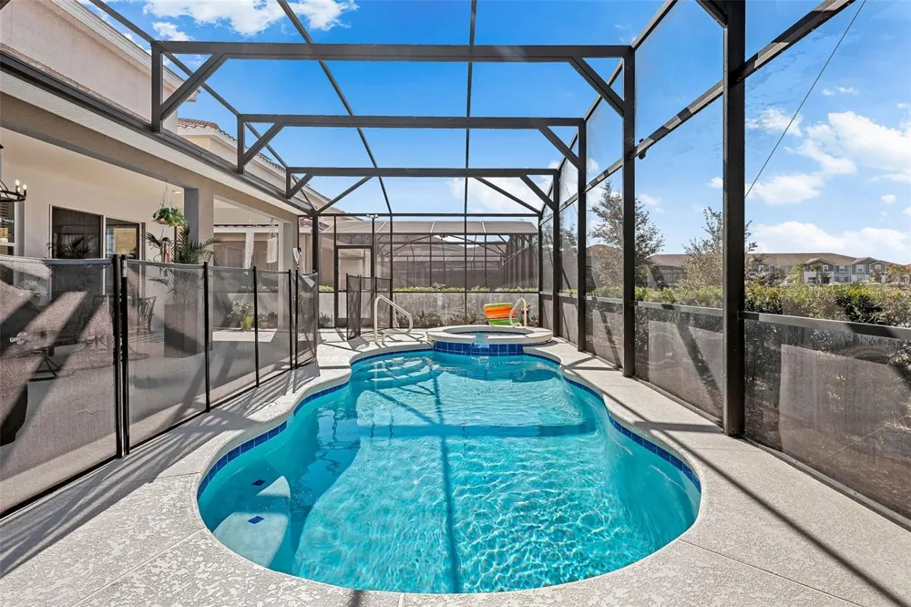 7552 OAKMOSS LOOP Davenport, FL 33837