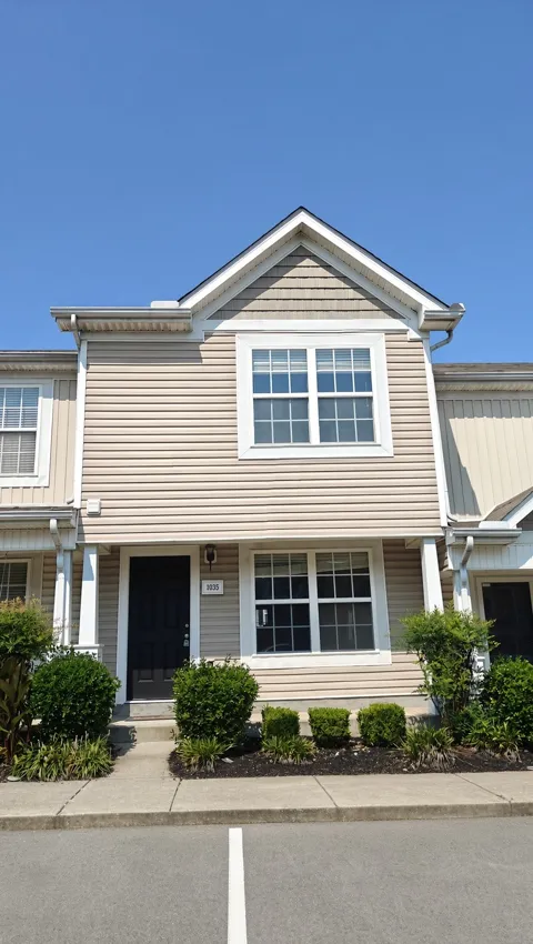 1035 Arlene Dr