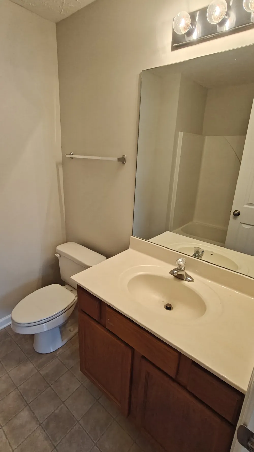 1035 Arlene Dr La Vergne, TN 37086