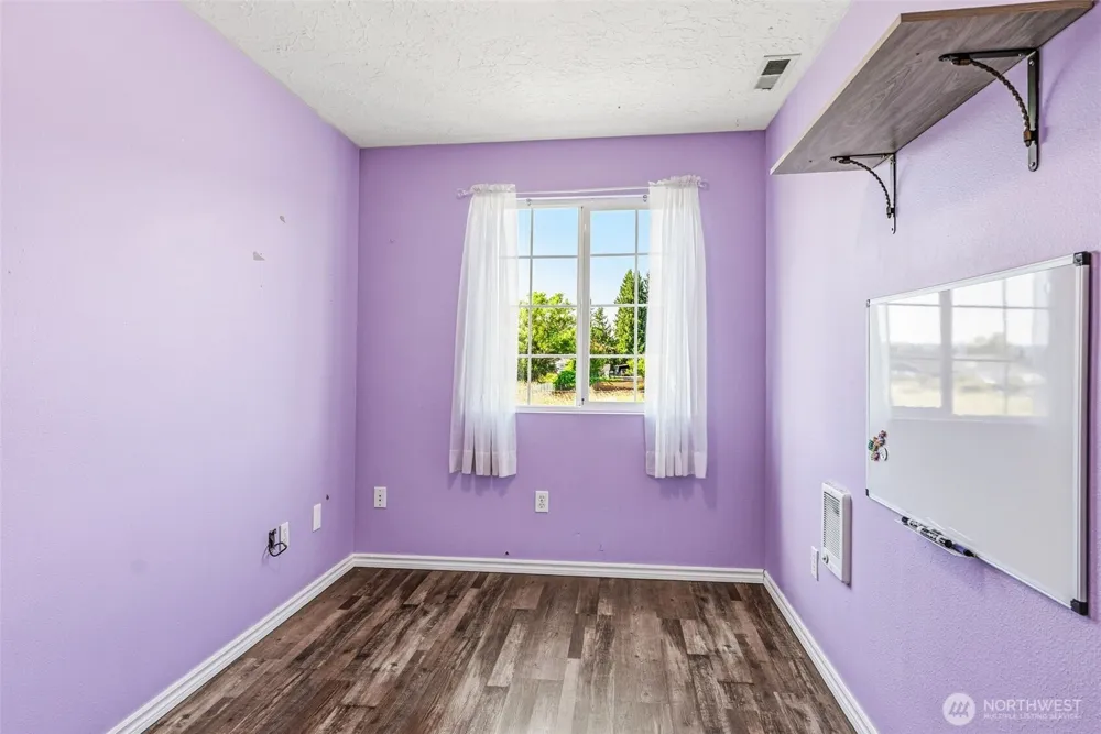 2426 38th Avenue Longview, WA 98632