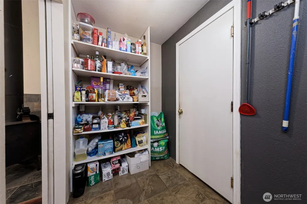 60 NE Riverhill Lane Belfair, WA 98528