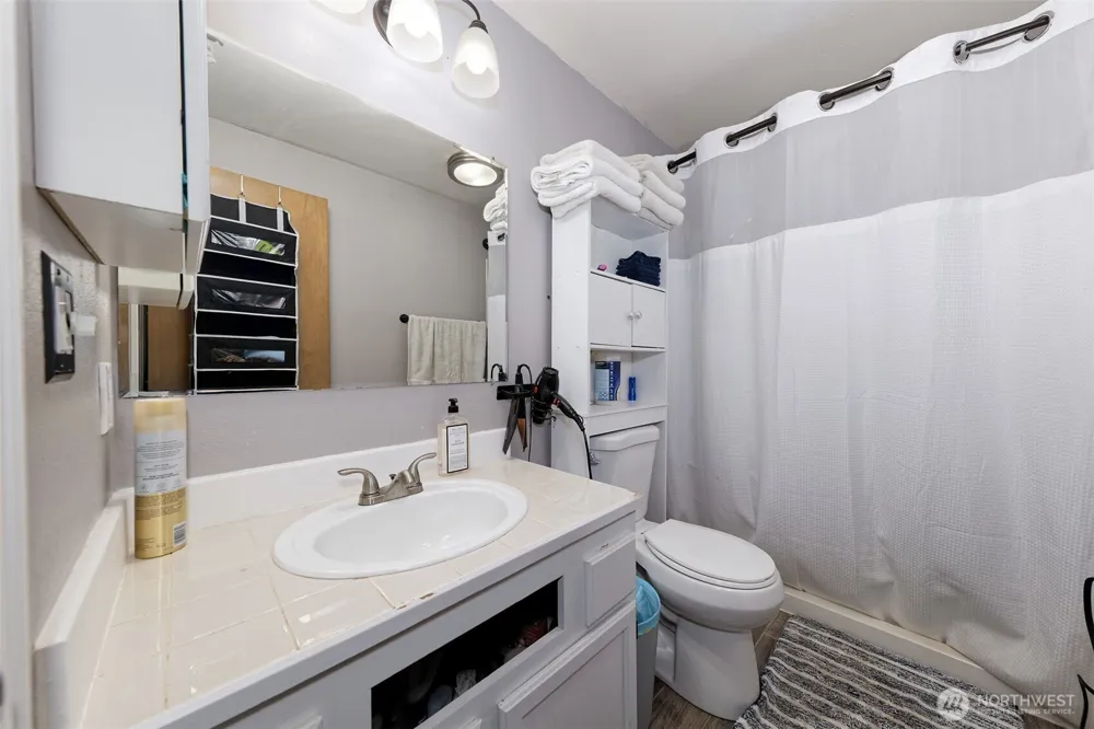 60 NE Riverhill Lane Belfair, WA 98528