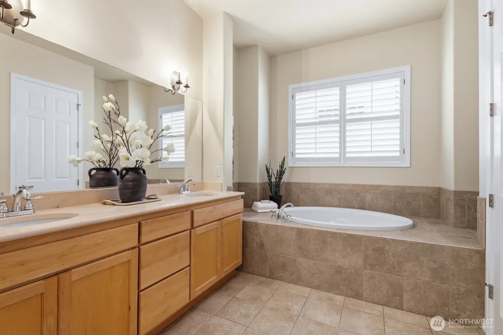 24250 NE 131st Terrace Redmond, WA 98053