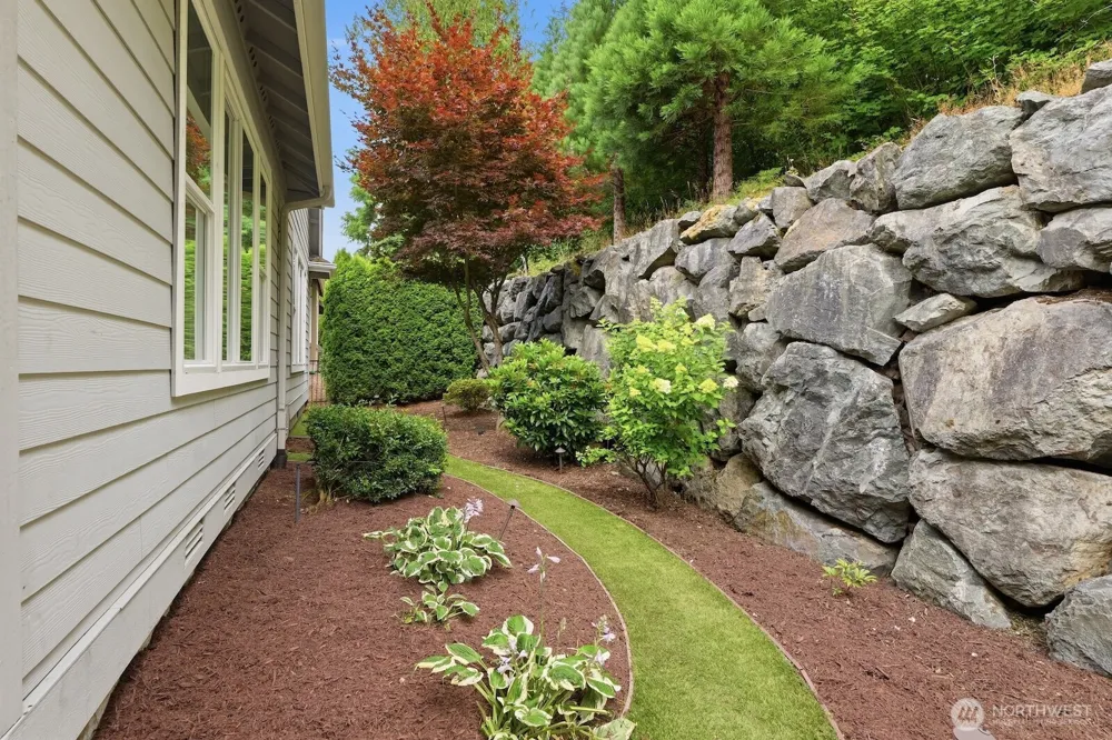 24250 NE 131st Terrace Redmond, WA 98053