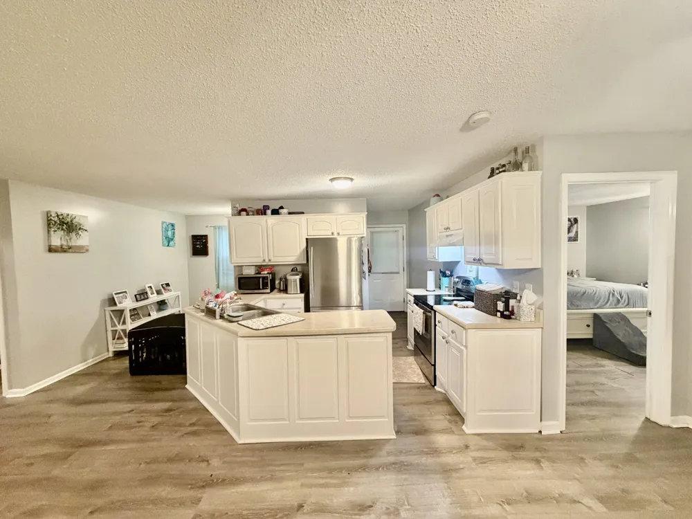 31861 County Road 8 Florence, AL 35634