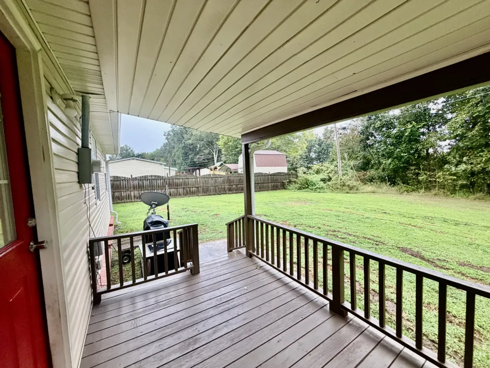 31861 County Road 8 Florence, AL 35634