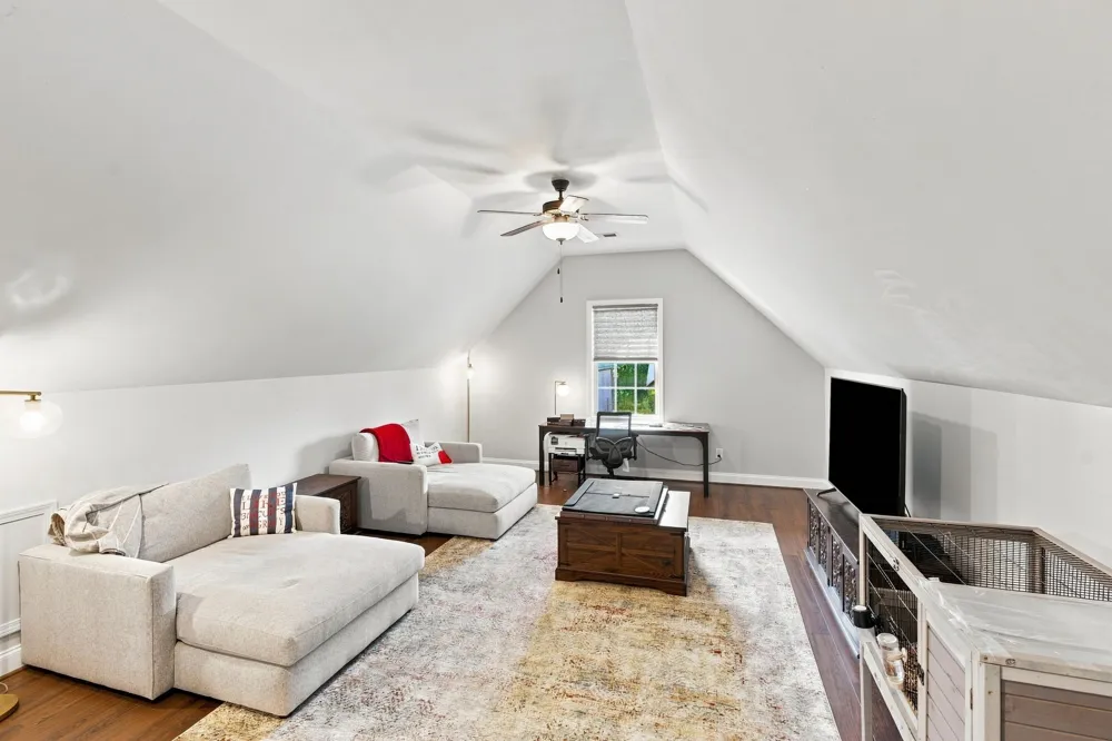 2561 Hessey Pass Mount Juliet, TN 37122