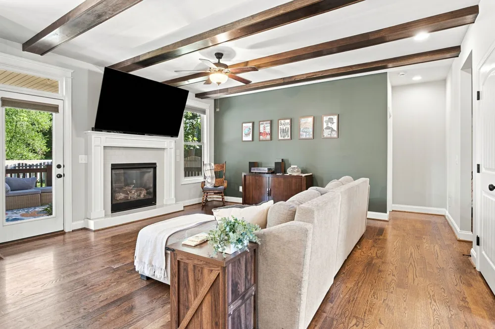 2561 Hessey Pass Mount Juliet, TN 37122
