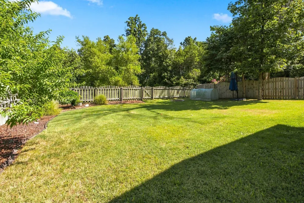 2561 Hessey Pass Mount Juliet, TN 37122