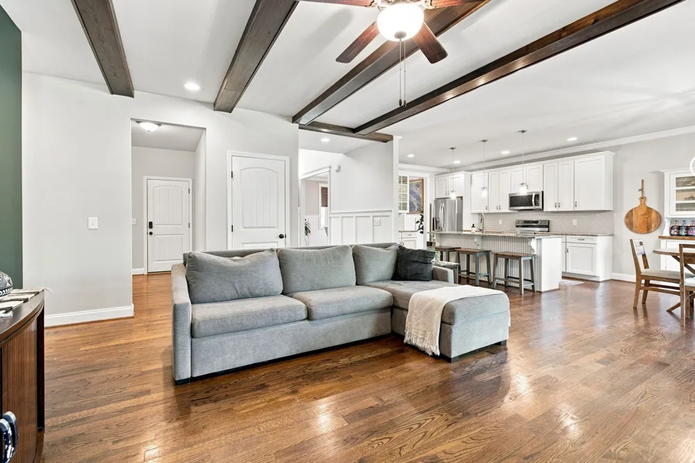 2561 Hessey Pass Mount Juliet, TN 37122