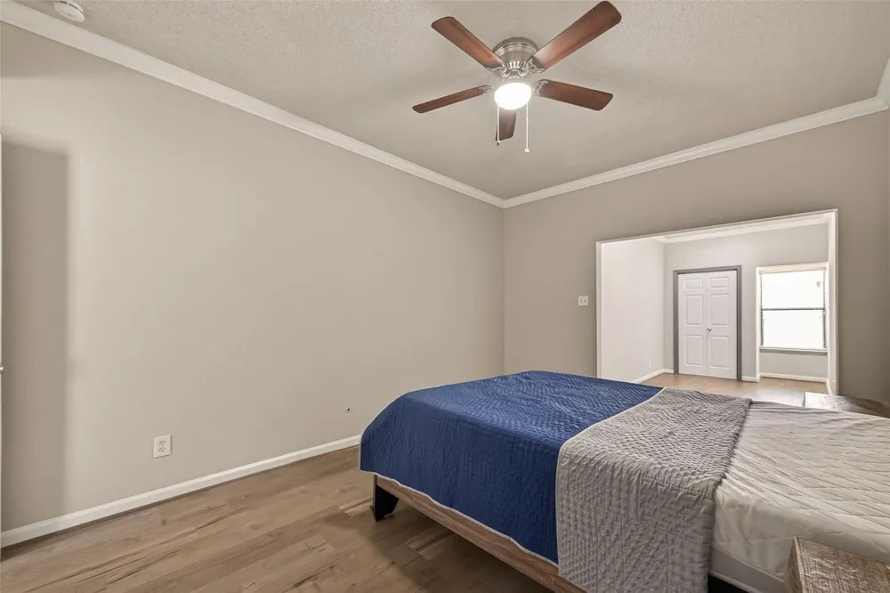 4024 Breakwood Drive Houston, TX 77025