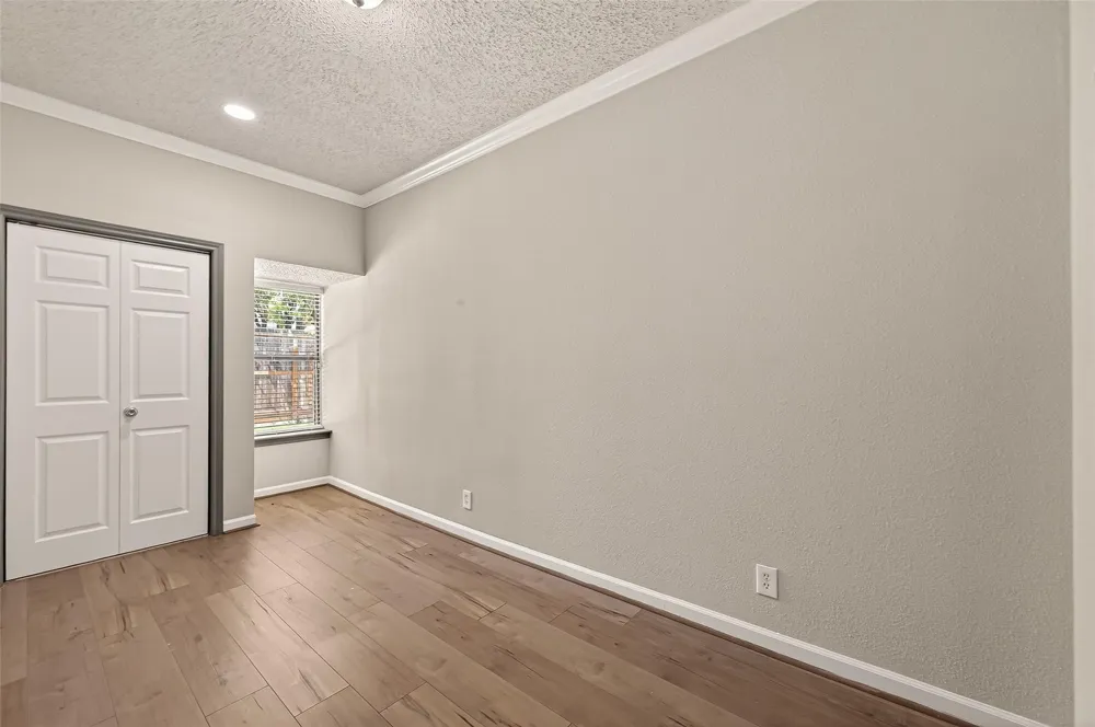 4024 Breakwood Drive Houston, TX 77025