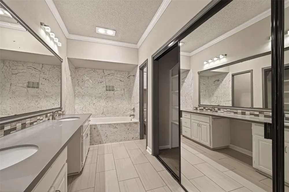 4024 Breakwood Drive Houston, TX 77025