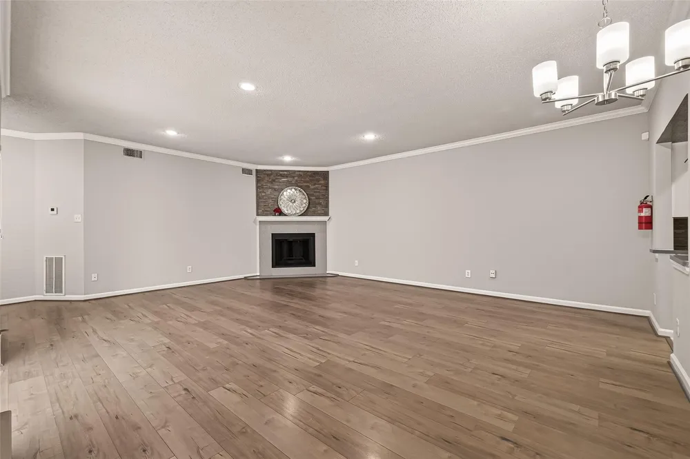 4024 Breakwood Drive Houston, TX 77025