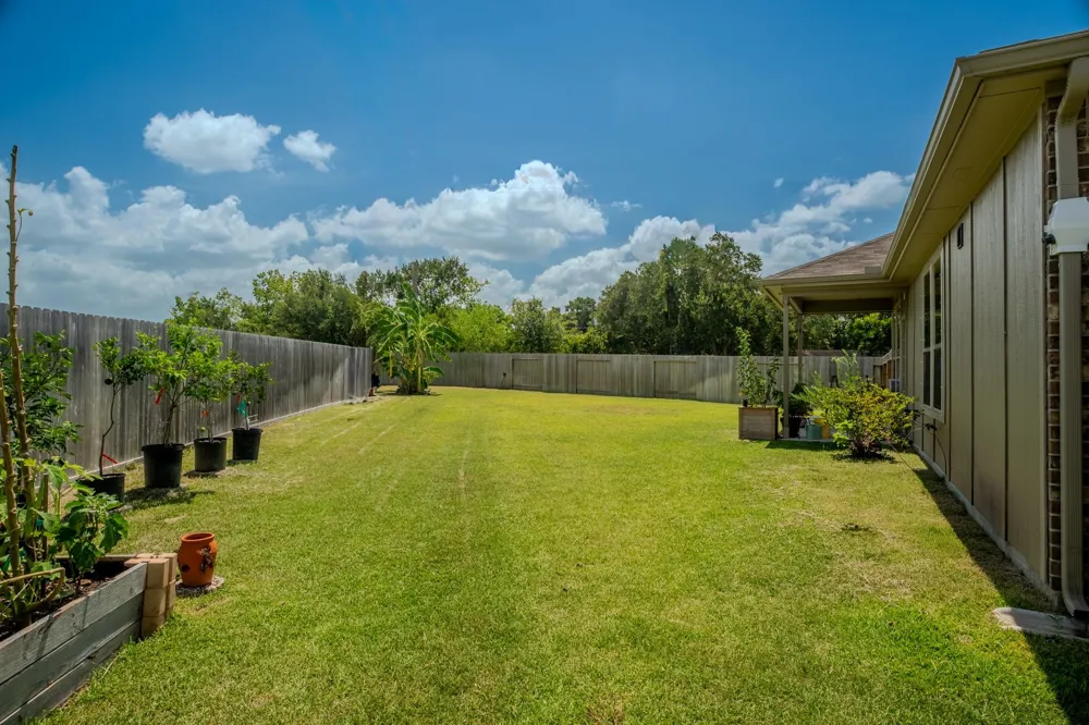 3111 Clydesdale Drive Alvin, TX 77511