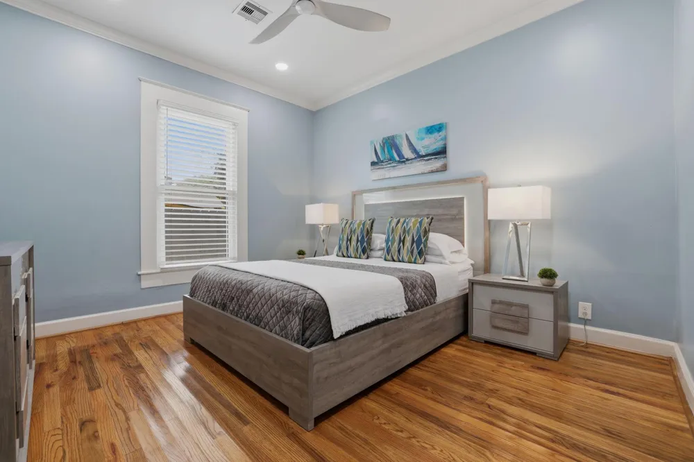 4702 Avenue N 1/2 Galveston, TX 77551