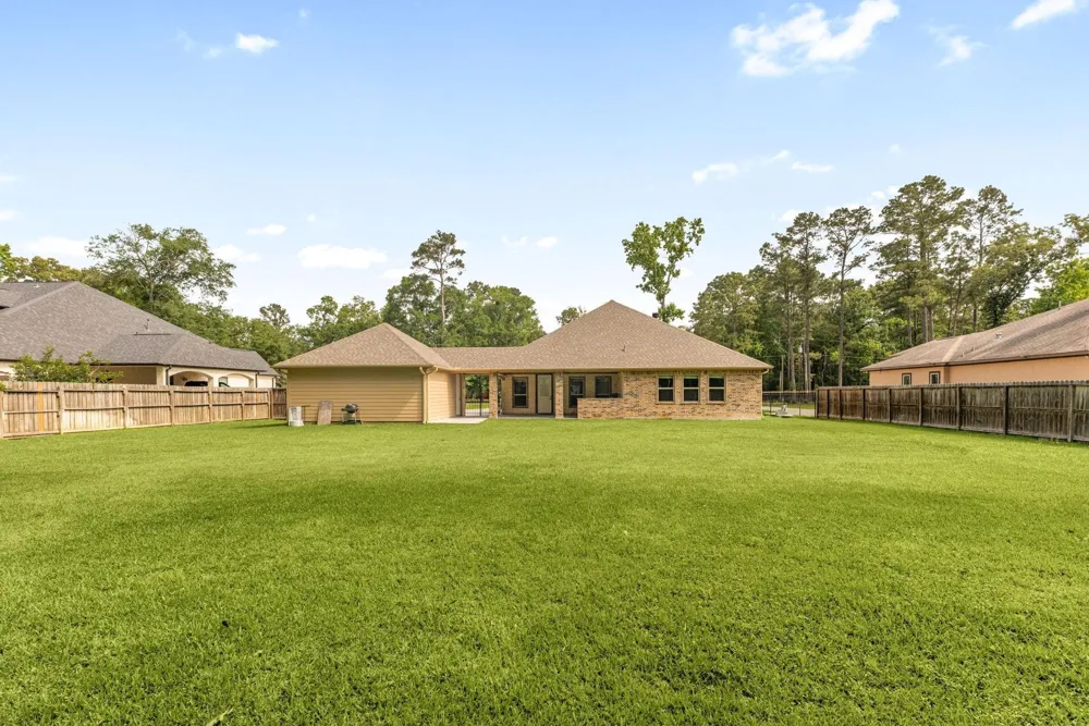 19534 Desna Drive Porter, TX 77365
