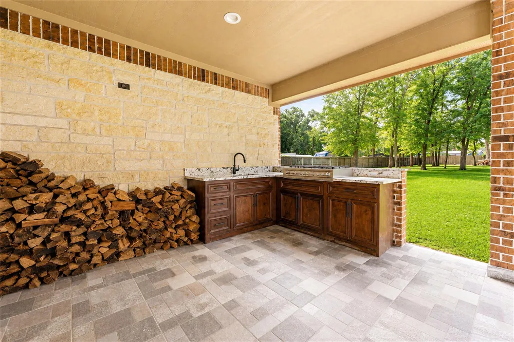 19534 Desna Drive Porter, TX 77365