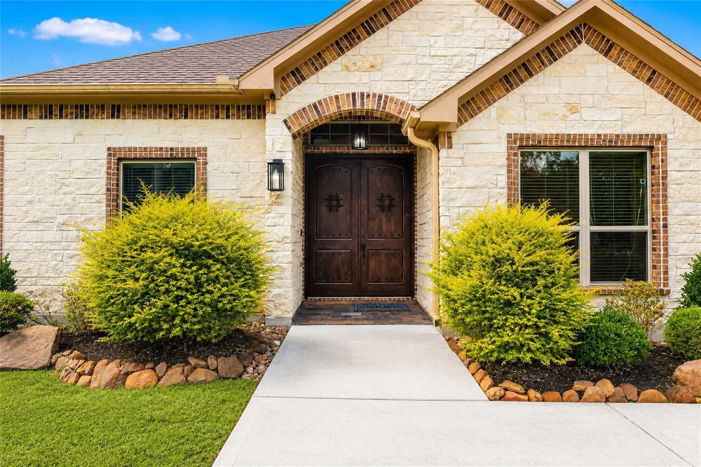 19534 Desna Drive Porter, TX 77365