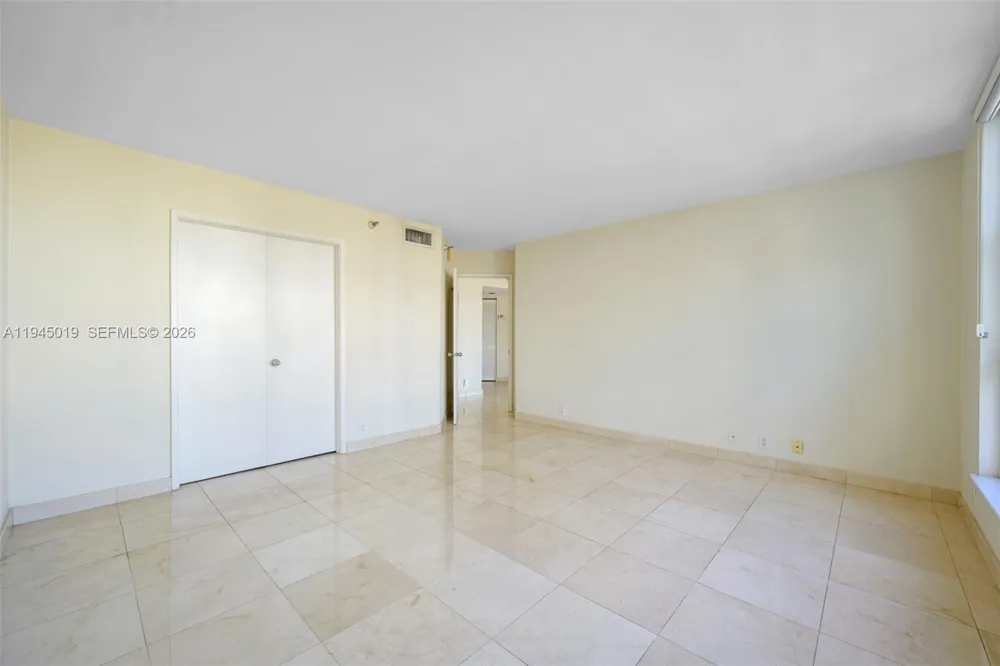 19101 NE 36th Ct #2006 Aventura, FL 33180