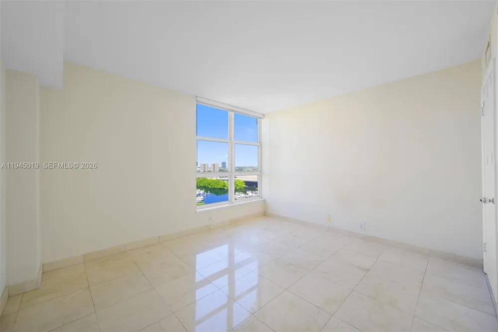 19101 NE 36th Ct #2006 Aventura, FL 33180