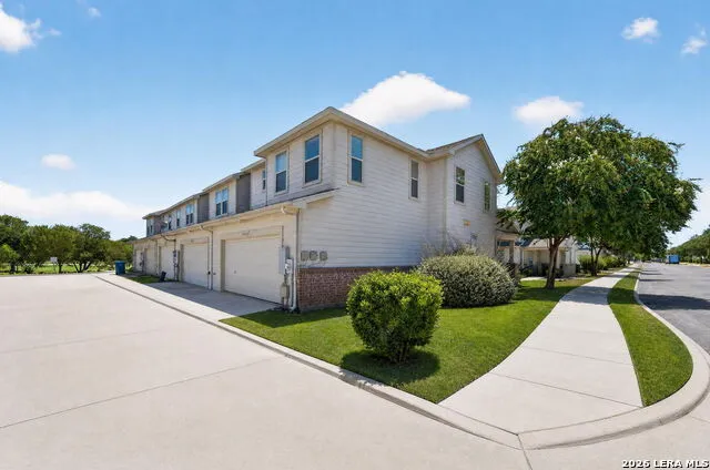 13522 Bristow Dawn San Antonio, TX 78217