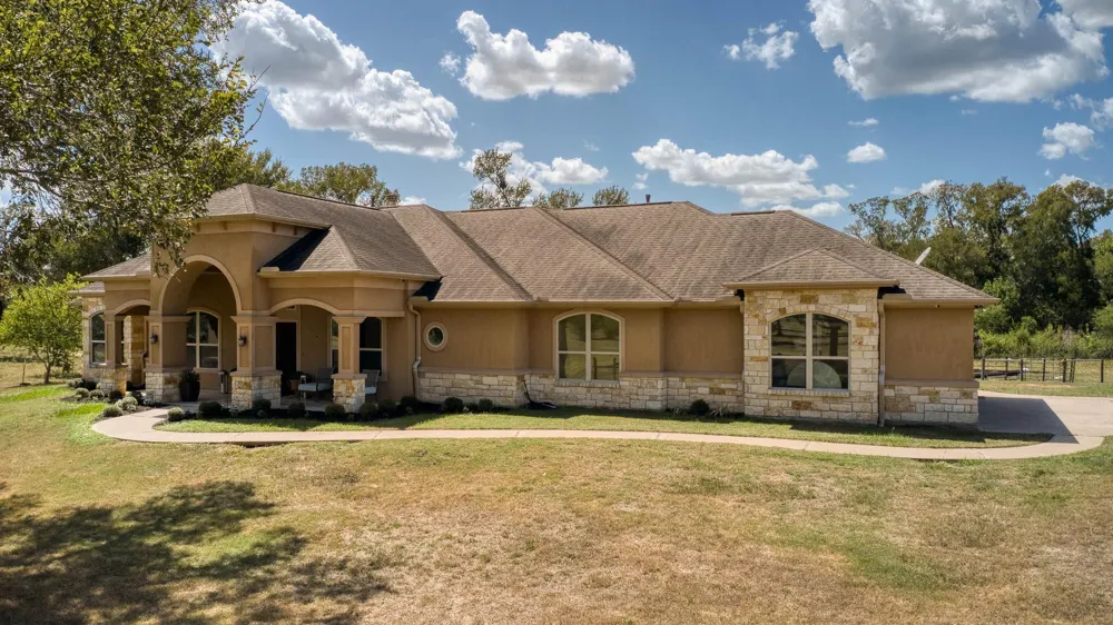 3667 Clemons Switch Road Brookshire, TX 77423