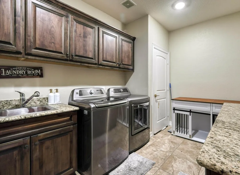 3667 Clemons Switch Road Brookshire, TX 77423